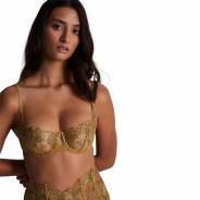 Бюстгальтер балконет