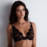 Бюстгальтер треугольник