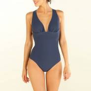 Для пляжа цельный купальник