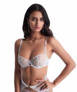 Бюстгальтер балконет