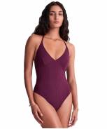 Для пляжа цельный купальник