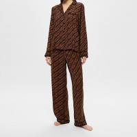 Одяг для сну та відпочинку піжама