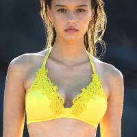 Бюстгалтер трикутник