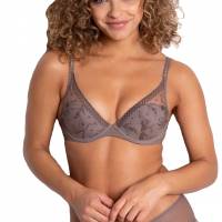 Бюстгальтер формованный