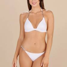 Бюстгалтер трикутник