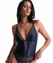 Спідня білизна боді